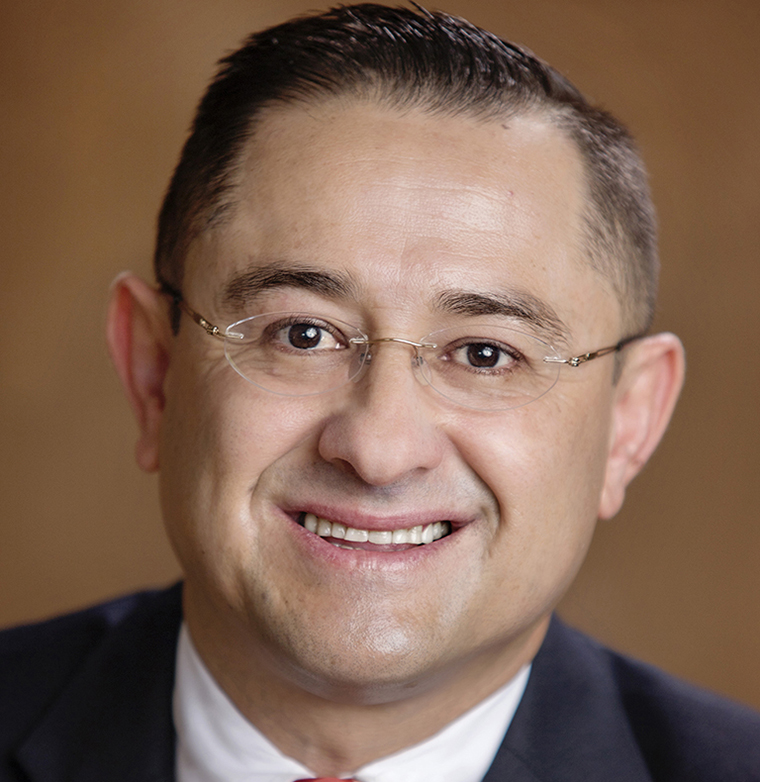 Professor Cesar Felix-Brasdefer